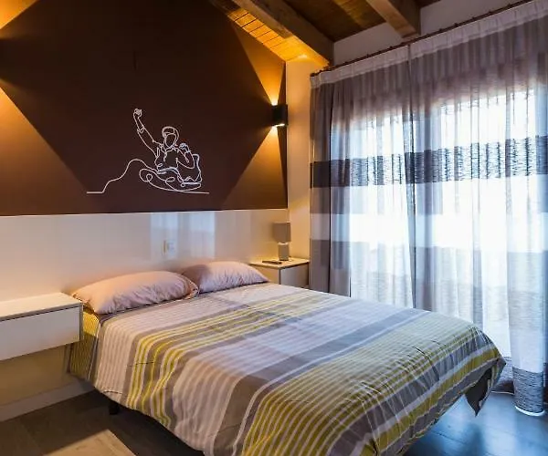 Turisticos La Panaderia De Flora