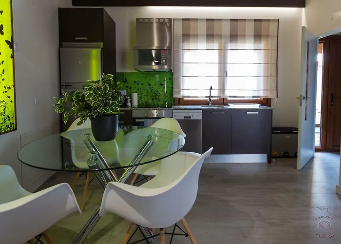 Turisticos La Panaderia De Flora Apartamento Martiherrero