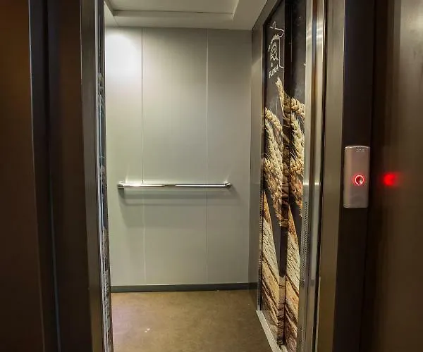 Apartamento Turisticos La Panaderia De Flora